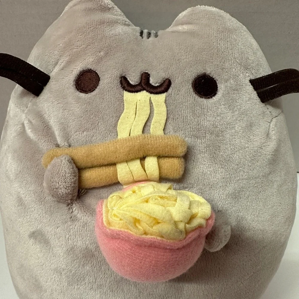 Pusheen Eating Noodles Plush Gray Stuffed Cat 2017 GUND 10